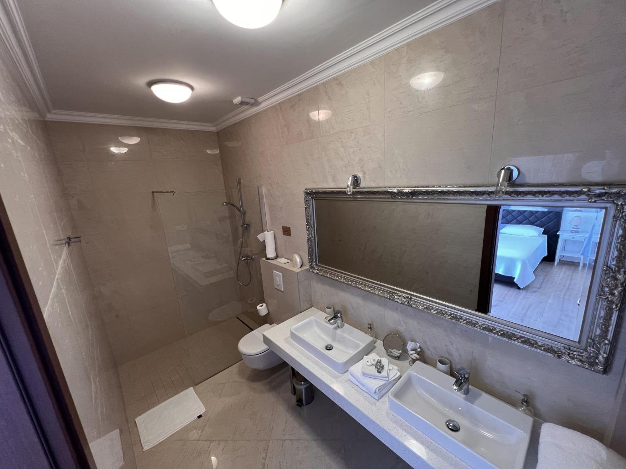 Apartment Stone House Buljanovic Sali